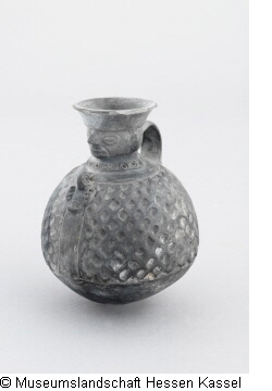 Anthropomorphes Gefäß Bild1