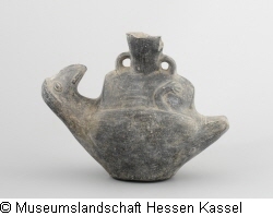 Gefäß in Form eines Vogels Bild1