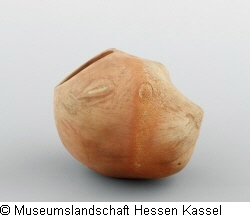 Gefäß in Form eines Raubtierkopfes Bild1